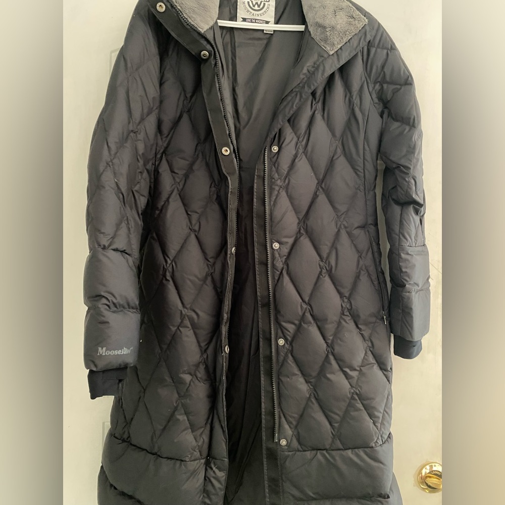 Moose jaw down coat